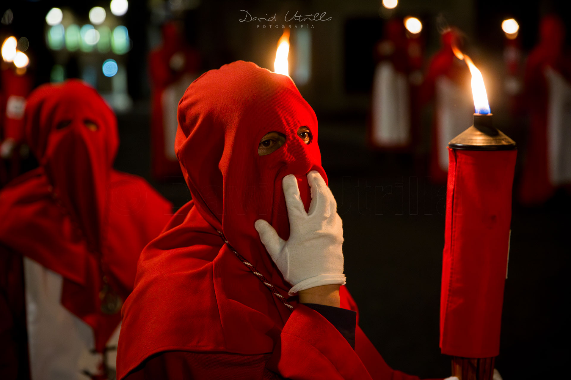 Un cofrade encapuchado en semana santa