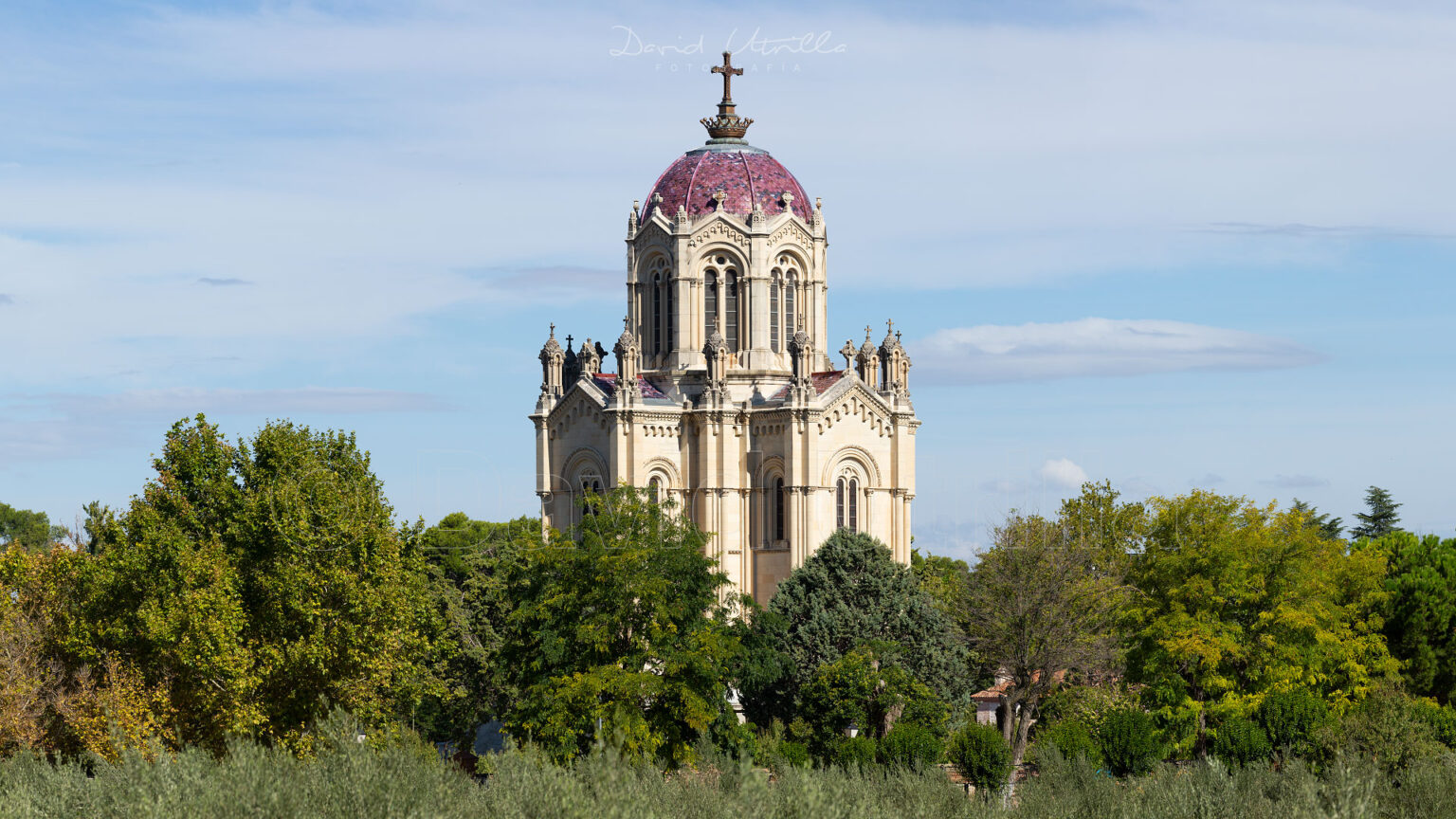 Panteón de la condesa de la Vega del Pozo